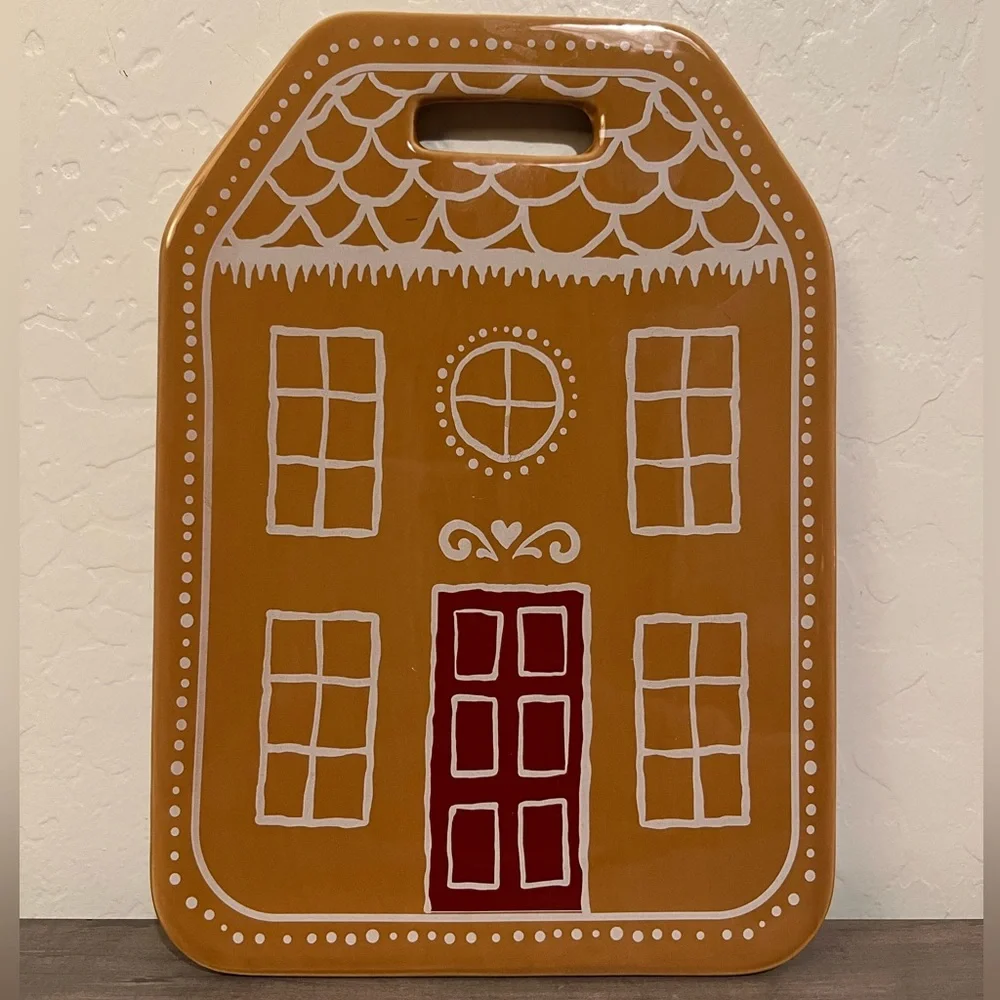 Target Bullseyes Playground Gingerbread House Christmas Serving Decorative Tray